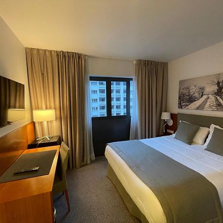 Zenit Diplomatic Hotel Andorra la Vella Ngoại thất bức ảnh